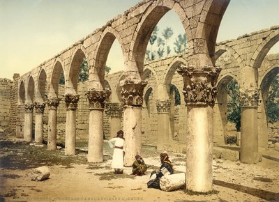 Eski cami, Baalbek, c.1880-1900 (fotokrom) by Swiss Photographer